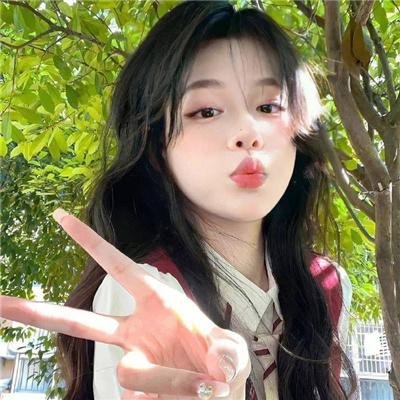 蒂拉和兰妮劫火车